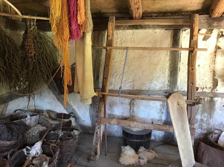 Viking loom and yarn